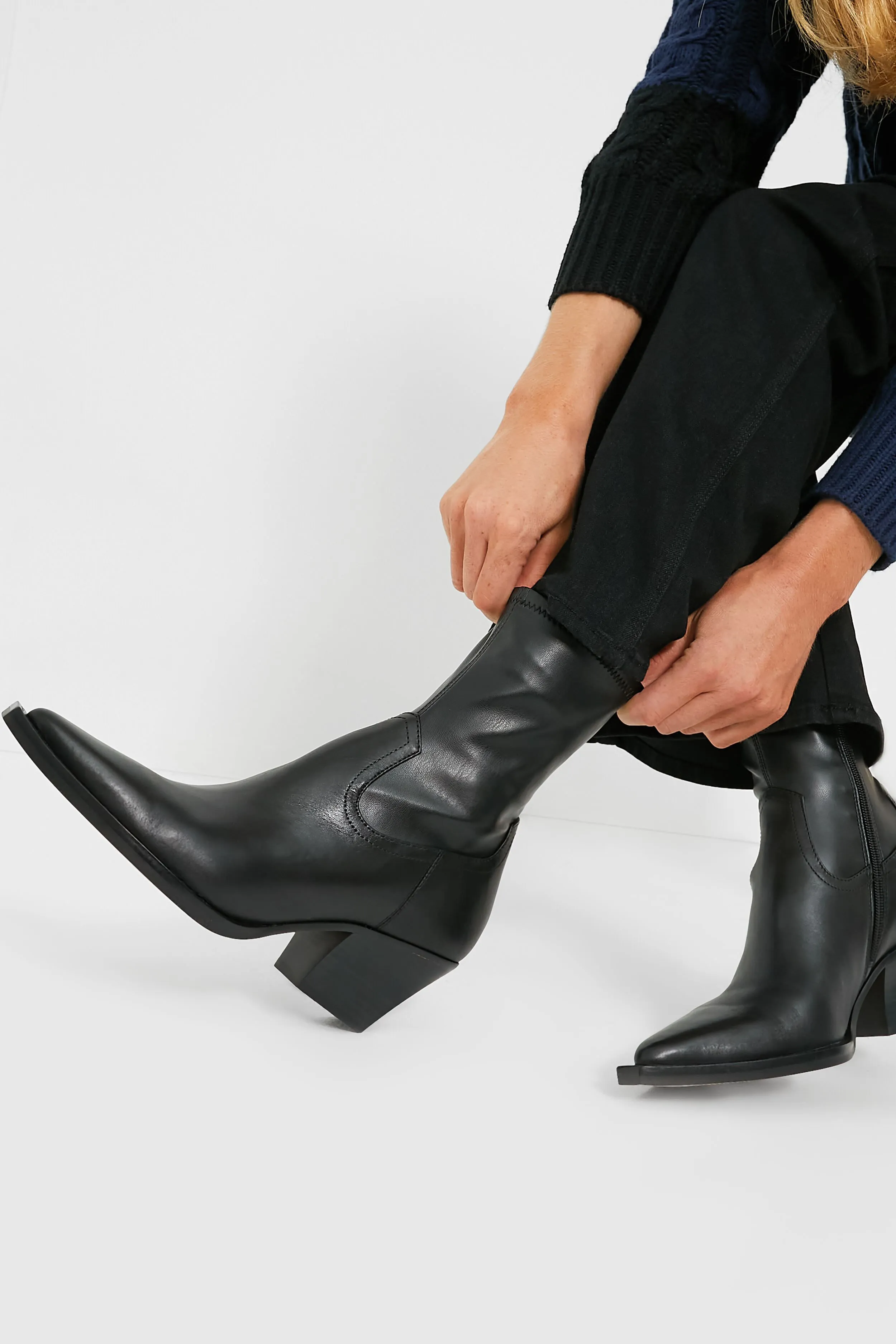 Black Rutger Booties